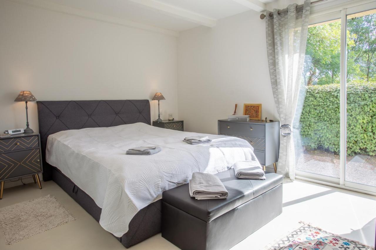Villa Catalpa Avec Piscine Le Muy Extérieur photo
